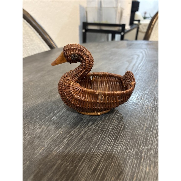 Duck Commander Other - Vintage 90s Small Brown Wicker Duck Figurine Trinket Basket Goose Cottage Core